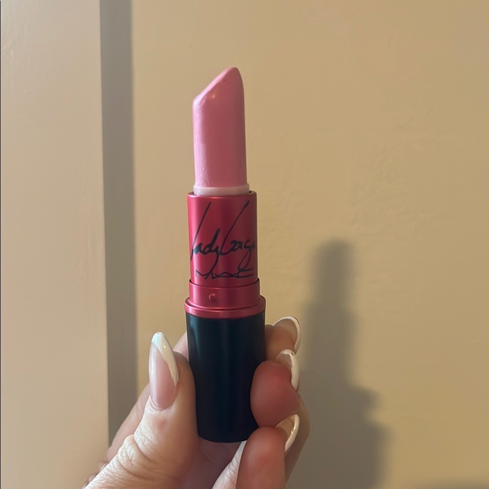MAC Cosmetics Lady Gaga Viva Glam Lustre